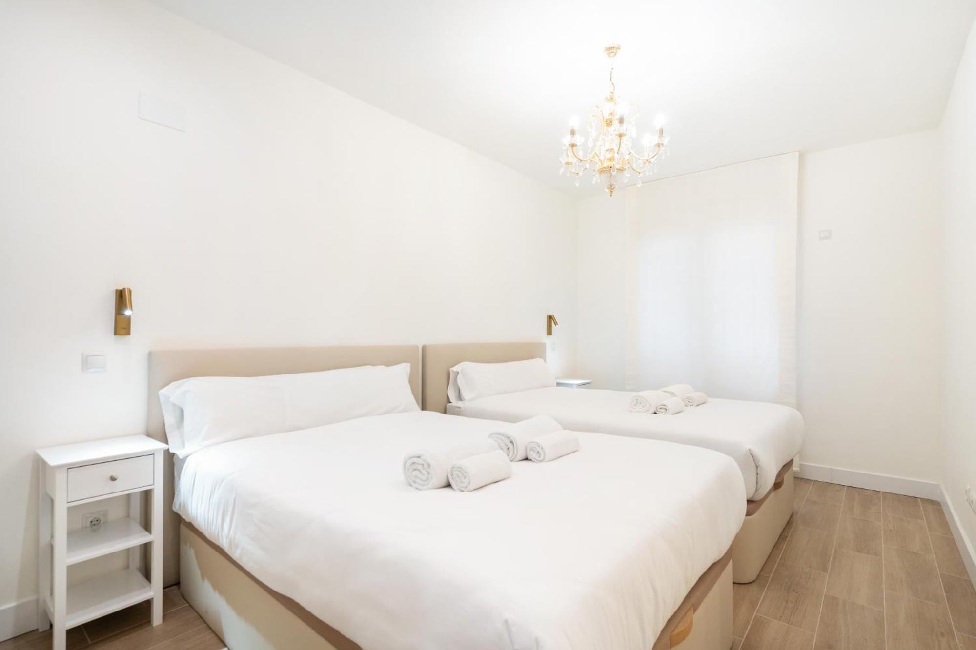 Apartamento Unico En Gran Via Apartment Madrid Ngoại thất bức ảnh