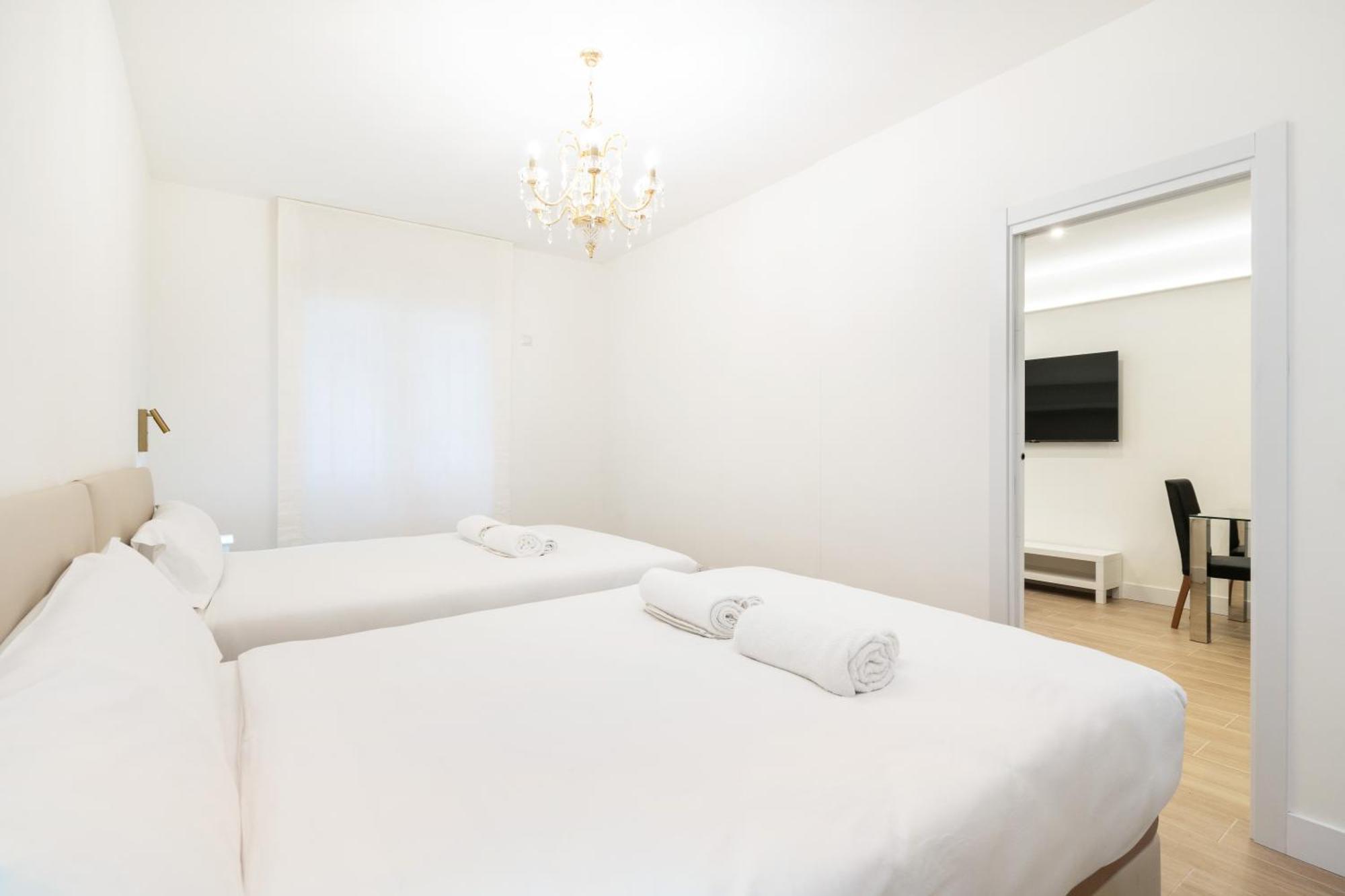 Apartamento Unico En Gran Via Apartment Madrid Ngoại thất bức ảnh