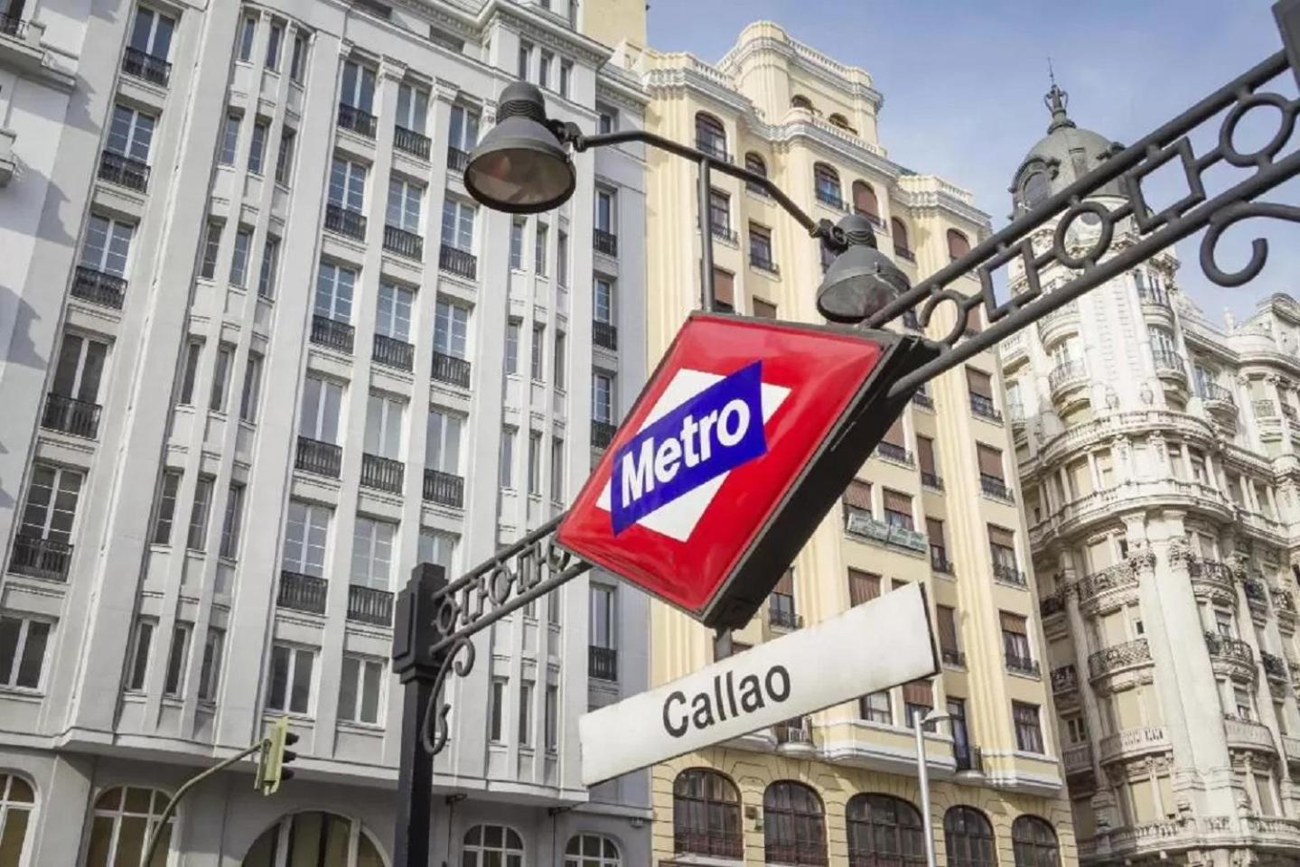 Apartamento Unico En Gran Via Apartment Madrid Ngoại thất bức ảnh